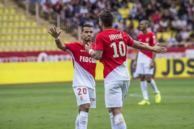  尼斯客场绝平摩纳哥，争四悬念持续升温  